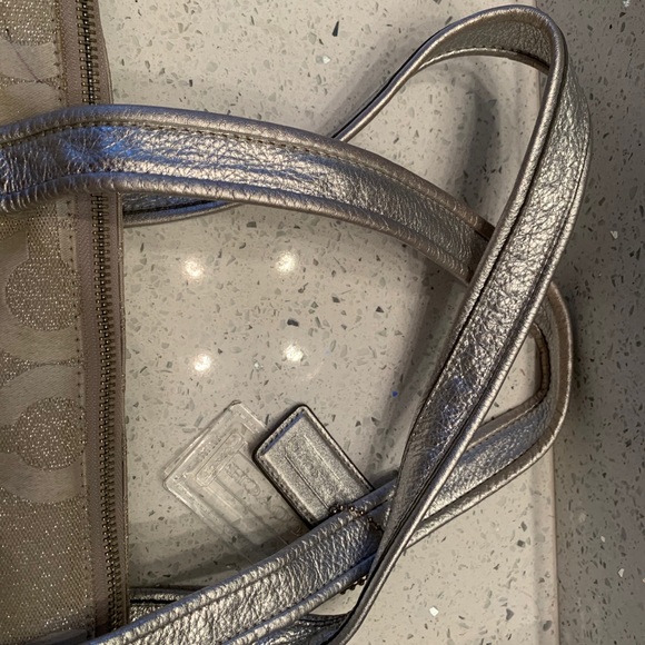 Silver poppy Coach Bag - Picture 2 of 5